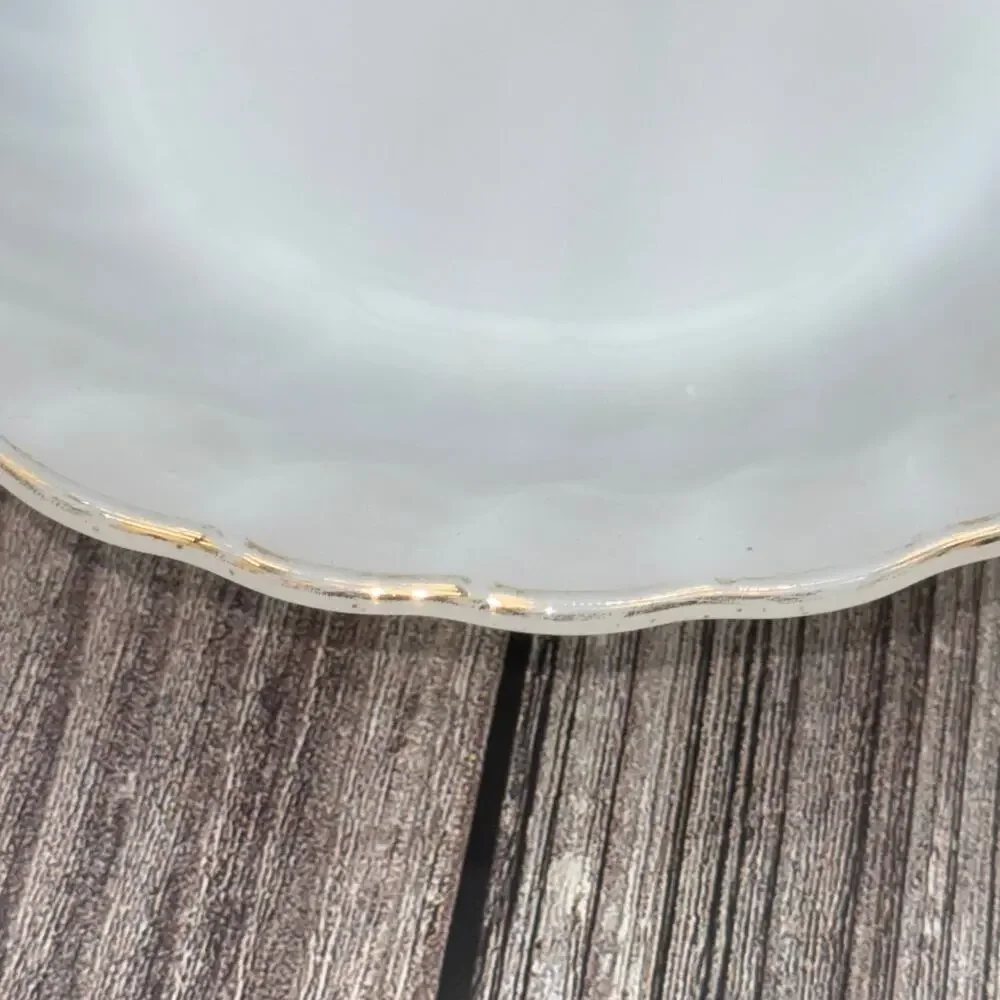 Vintage Fire King Milk Glass Swirl Bowls Gold Trim Set of 4 Anchor Hocking 7.5